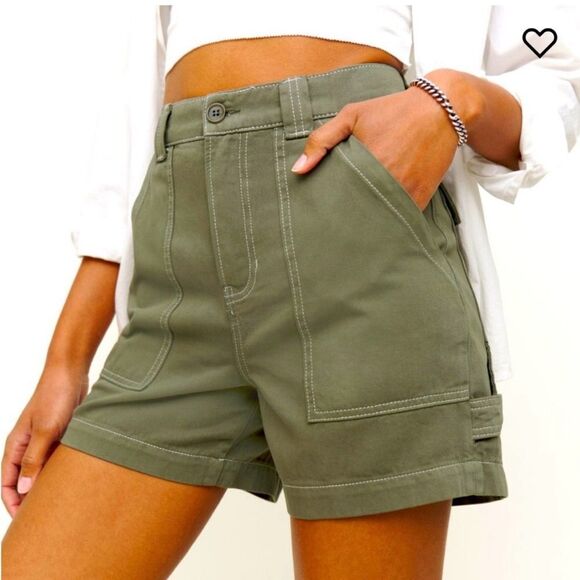 NWT Reformation Utility Shorts - Picture 5 of 12